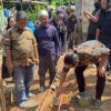 Ketua GRIB Jaya Kabupaten Sukabumi Letakan Batu Pertama Bedah Rumah Warga Cidadap