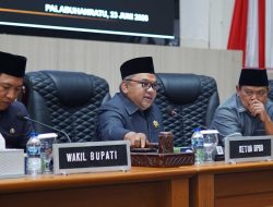 Rapat Paripurna DPRD Sukabumi: Fraksi Sampaikan Jawaban, Pembahasan Tiga Raperda Resmi Dimulai